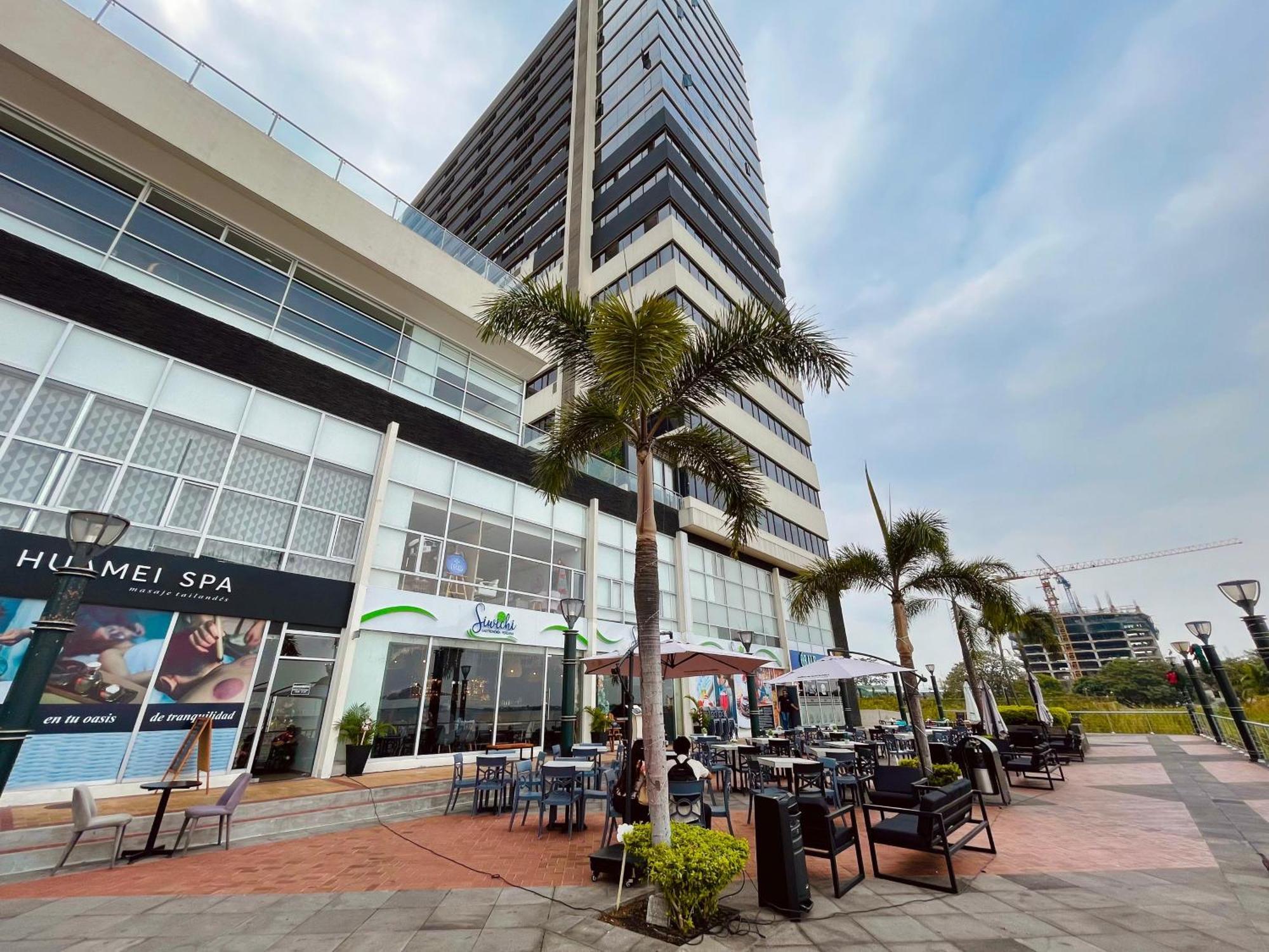 Suite Riverfront Puerto Santa Ana Guayaquil Exterior photo